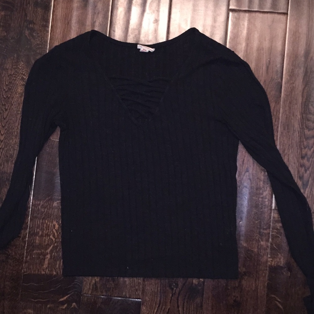 Black shirt